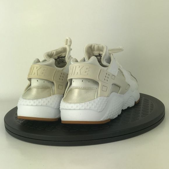 Nike Huarache Run SE GS White/Gum Prism 904538-101 Women's Size 8.5 (7Y) - Picture 5 of 12